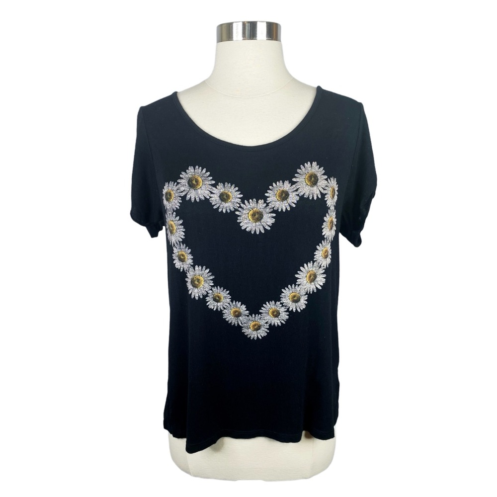 Charlotte Russe Black Daisy Heart Tee - Size Medium